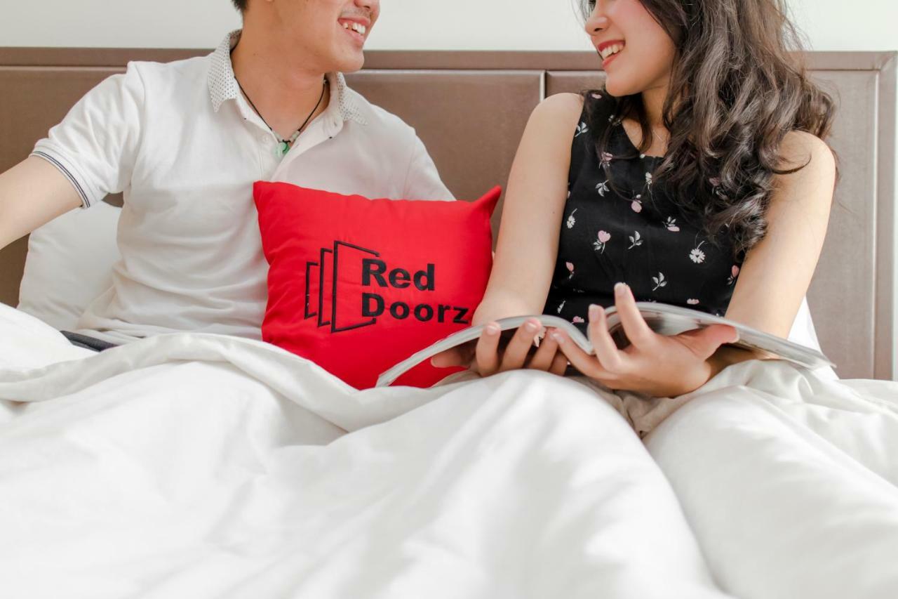Reddoorz Near Ben Thanh Market 3 Ho Chi Minh City Bagian luar foto